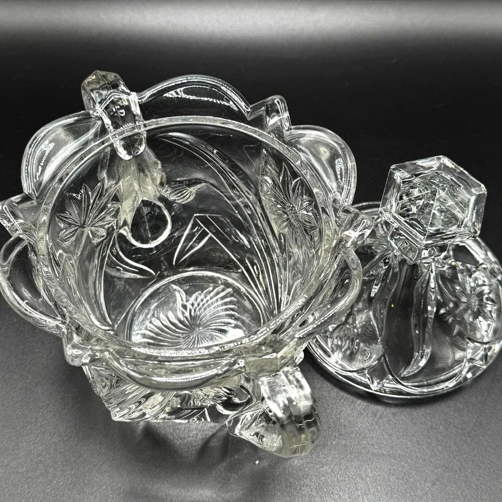 Vtg. Pressed Glass Sunflower Large Lidded Sugar Bowl Clear‎ Floral Double Handle